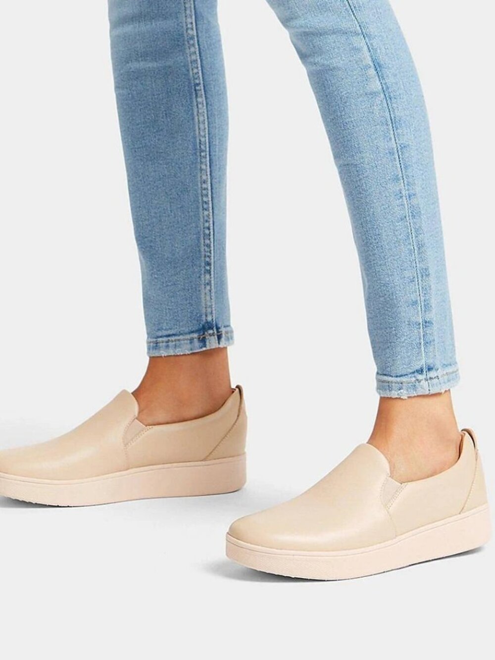Fitflop Women’s Rally Leather Slip-On Skate Sneakers 8.5. EU 40 New In Box